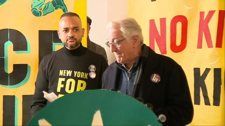 Robert De Niro slams Trump in 